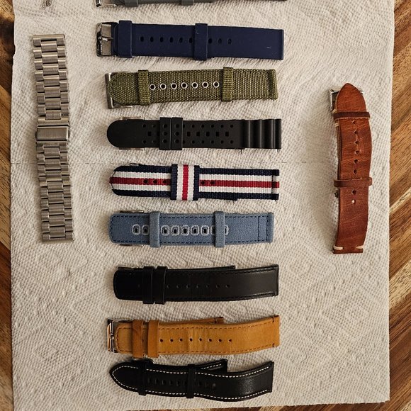 Samsung Galaxy Watch3 45mm smart watch - Picture 2 of 6